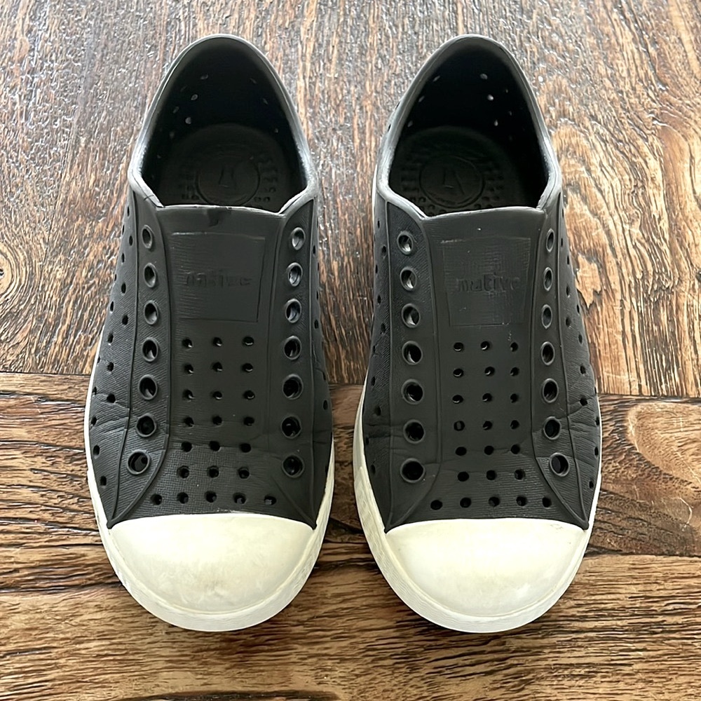 Black Native Shoes size C11